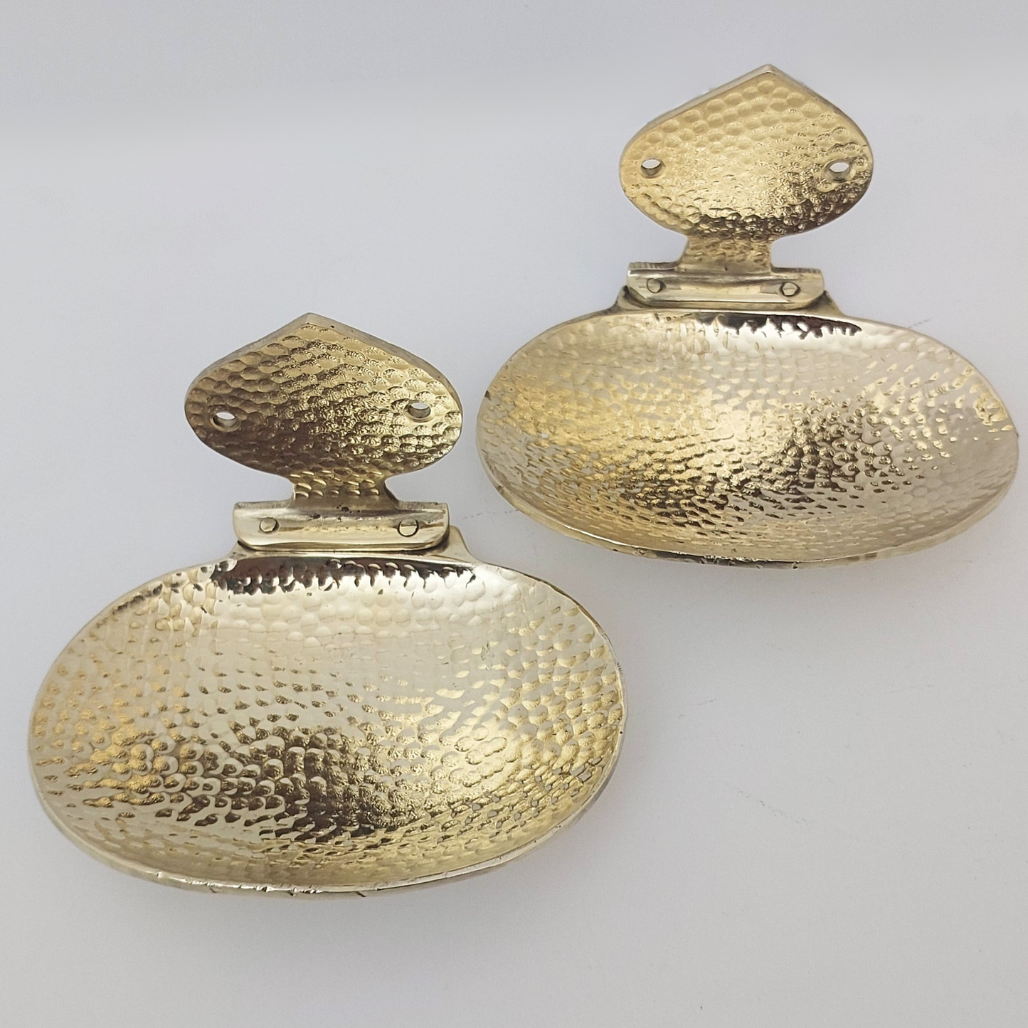 Unlacquered Brass Soap Dish, Wall-Mounted Hammered Brass Soap Dish - Ref: WMSDH1