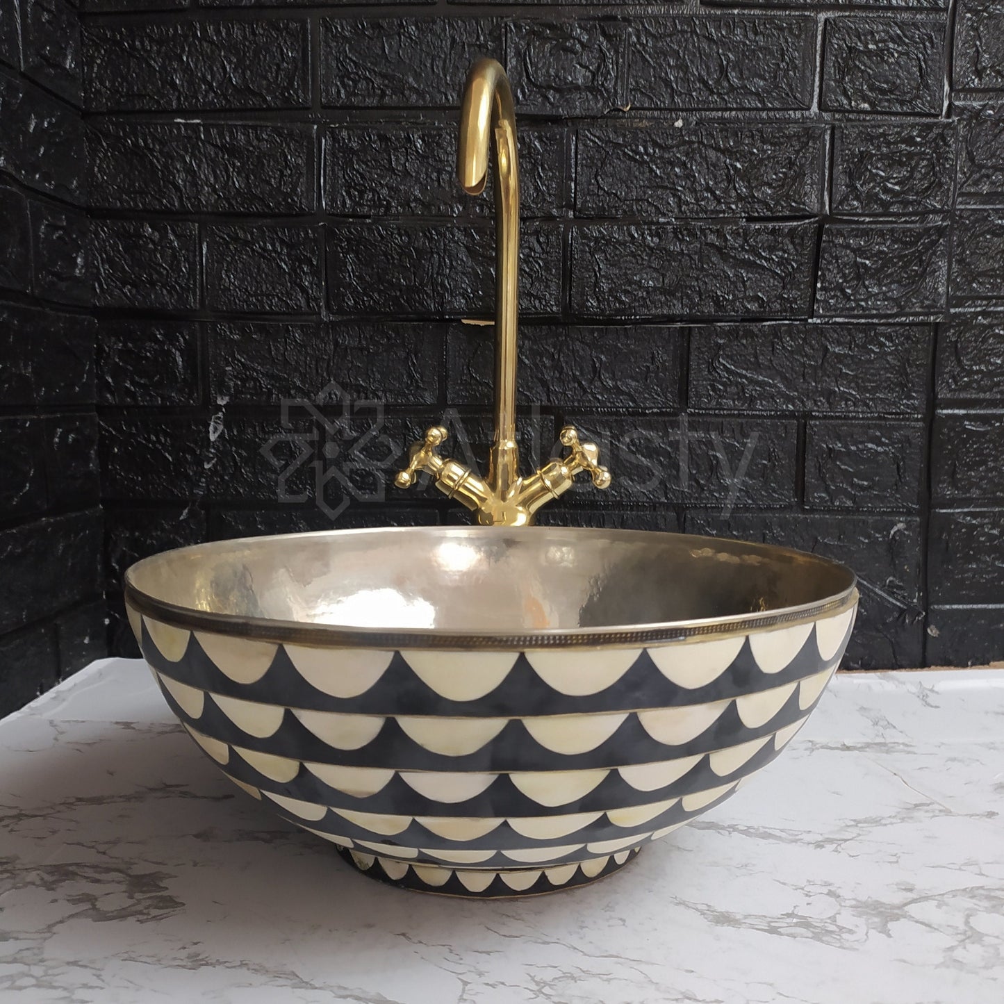 Lavabo de salle de bain en laiton | Lavabo-vasque en résine de laiton | Lavabo-vasque noir et blanc | Meubles-lavabos de salle de bain | Antique | Décoration de salle de bain