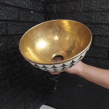 Lavabo de salle de bain créé à partir de laiton et de résine, motif noir et blanc, vasque de salle de bain